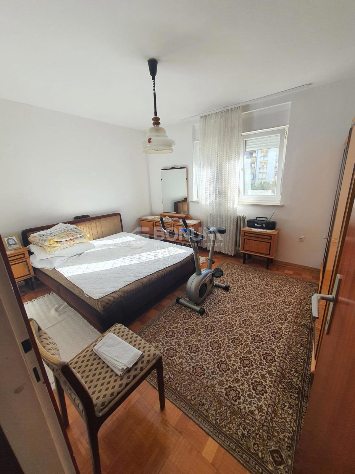 Prodaja se prostorno stanovanje na Bilom brigu, Zadar