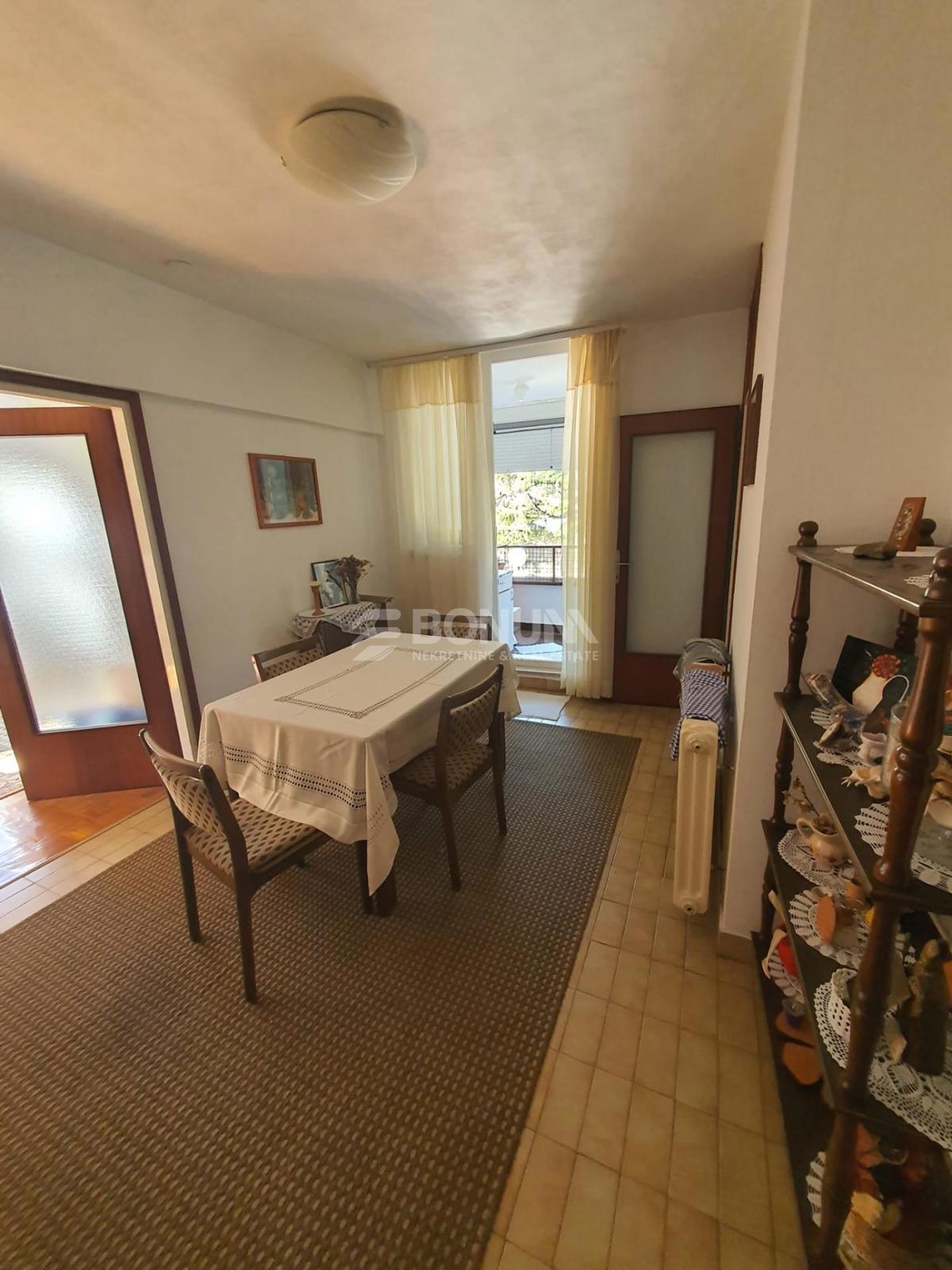 Prodaja se prostorno stanovanje na Bilom brigu, Zadar