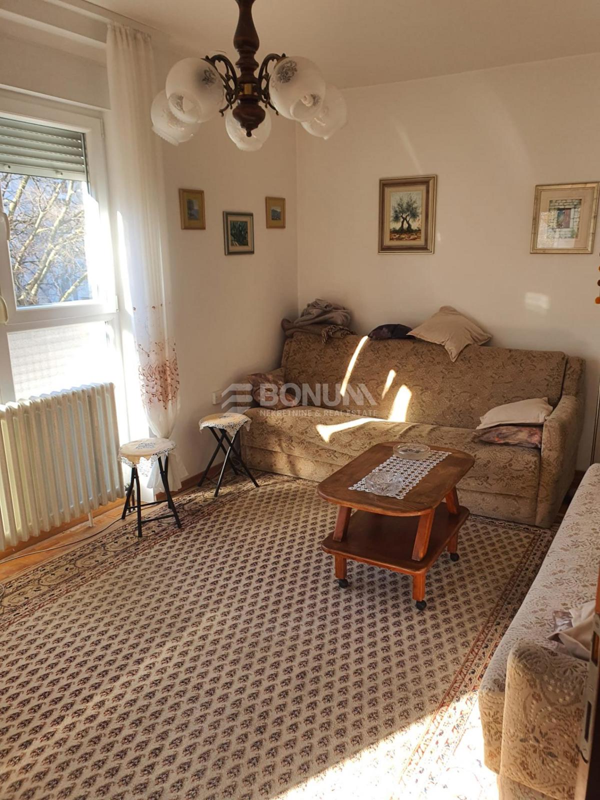 Prodaja se prostorno stanovanje na Bilom brigu, Zadar