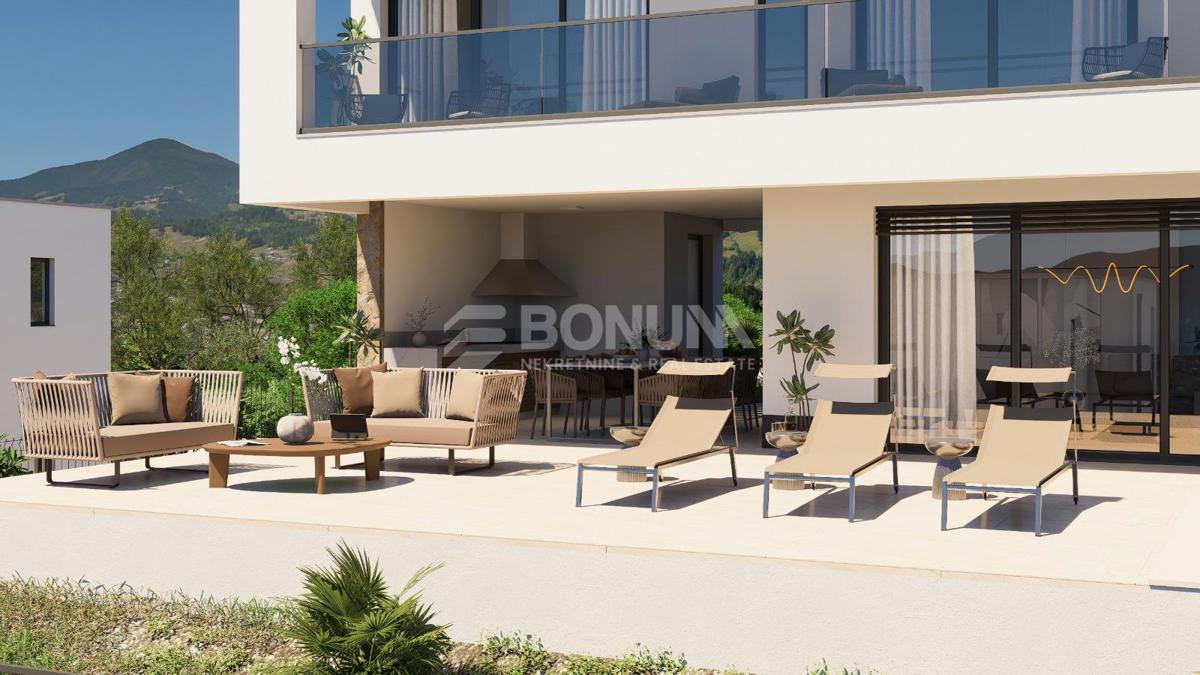 Luksuzna vila z bazenom, idealna za oddih, Vinišće – Trogir