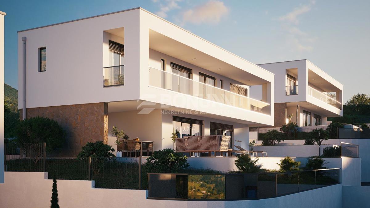 Luksuzna vila z bazenom, idealna za oddih, Vinišće – Trogir