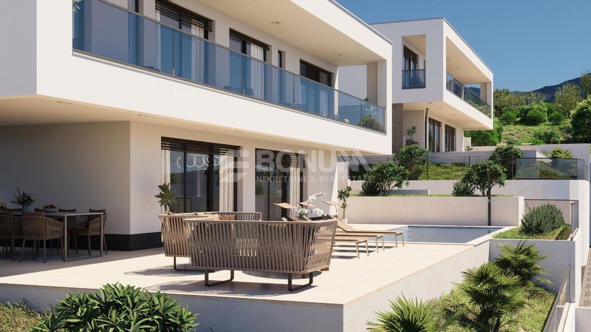 Luksuzna vila z bazenom, idealna za oddih, Vinišće – Trogir