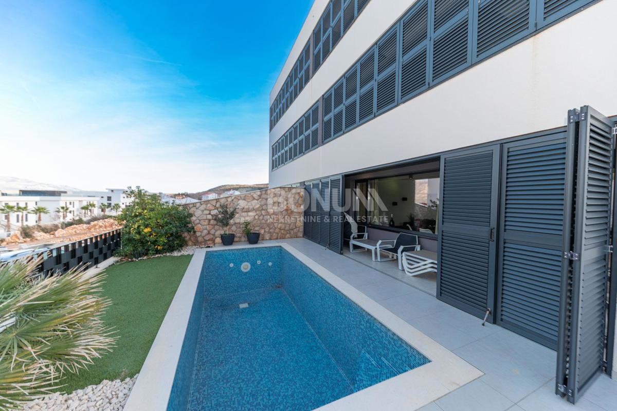 Vinjerac, 150 m do morja – moderen apartma z bazenom