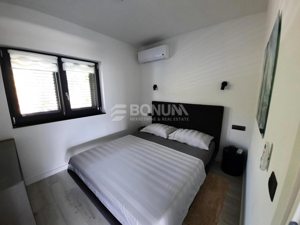 Vinjerac, 150 m do morja – moderen apartma z bazenom