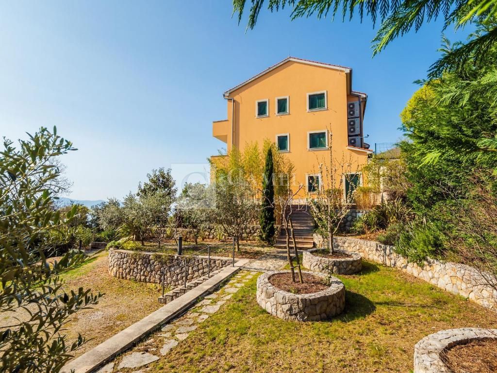Hiša Medveja, Lovran, 840m2