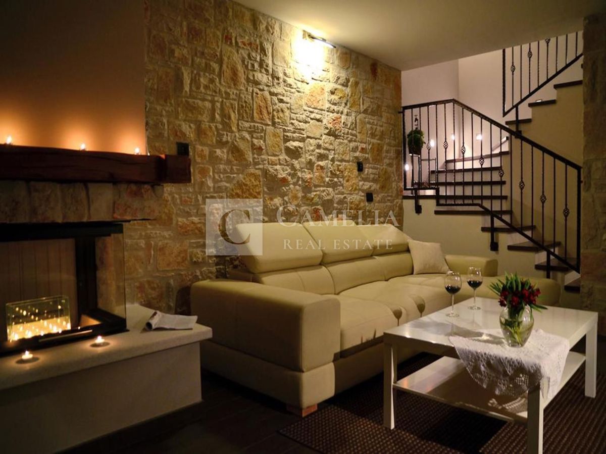 Hiša Porat, Malinska-Dubašnica, 330m2