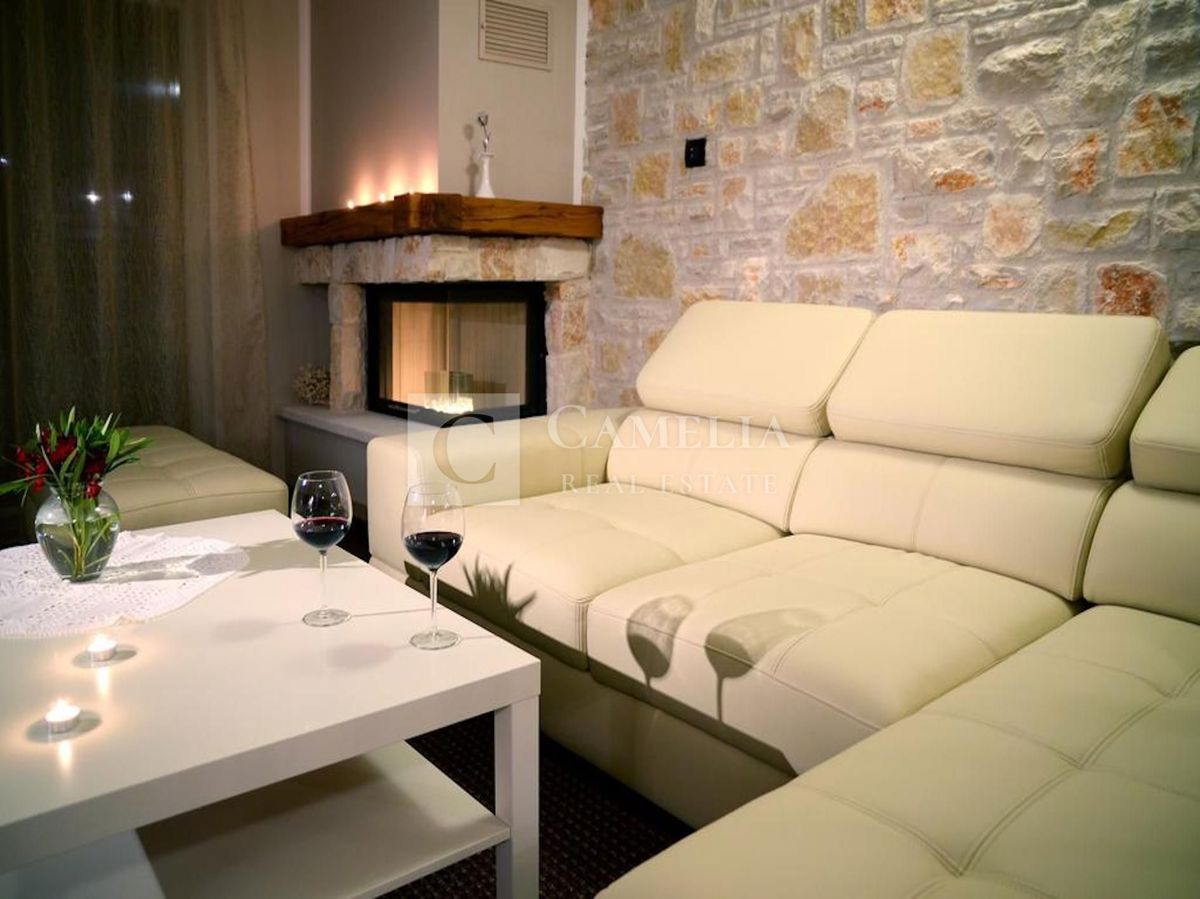 Hiša Porat, Malinska-Dubašnica, 330m2