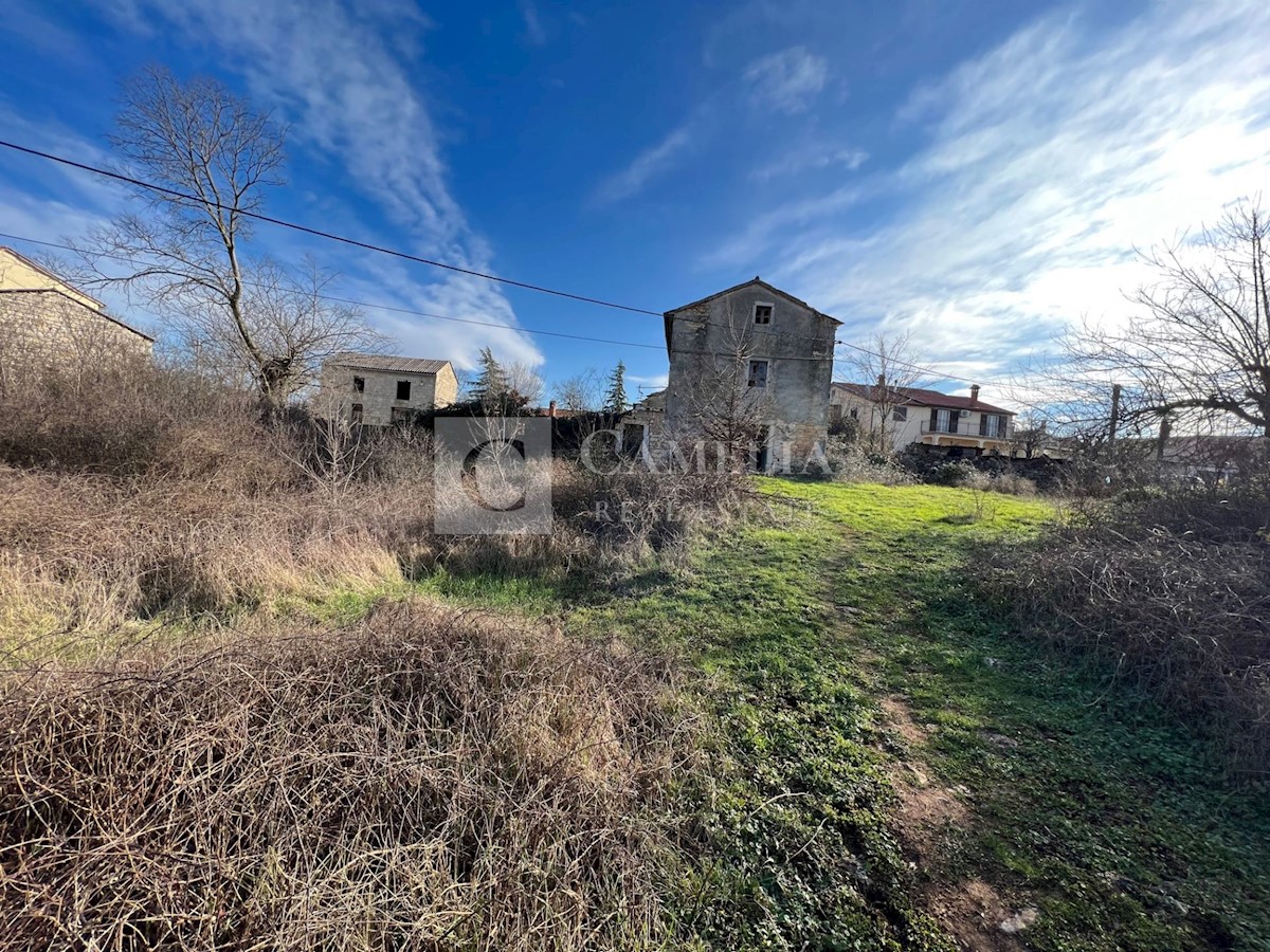 Zemljišče Baderna, Poreč, 3.900m2