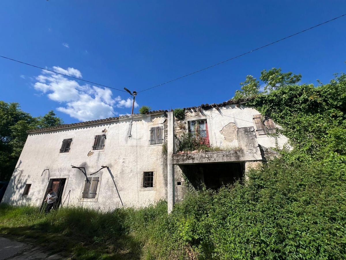 Hiša Črnica, Buzet, 200m2