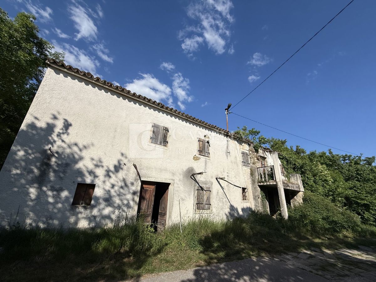 Hiša Črnica, Buzet, 200m2