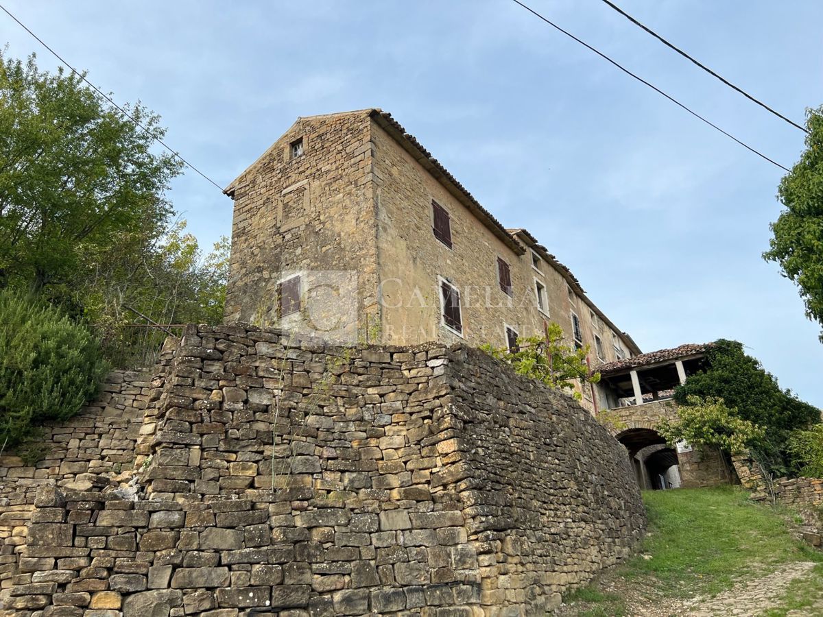 Hiša Golubići, Oprtalj, 80m2