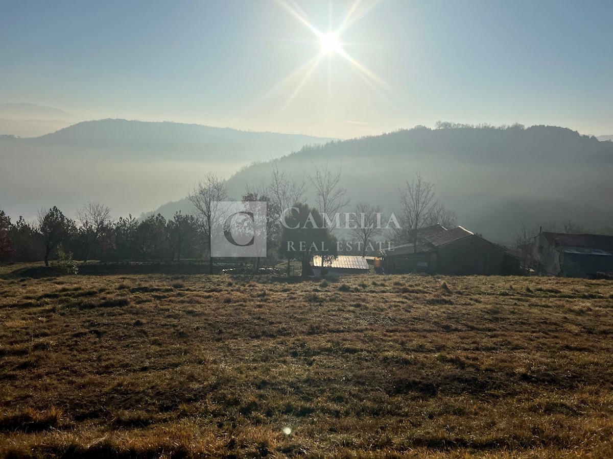 Zemljišče Zamask, Pazin - Okolica, 2.500m2