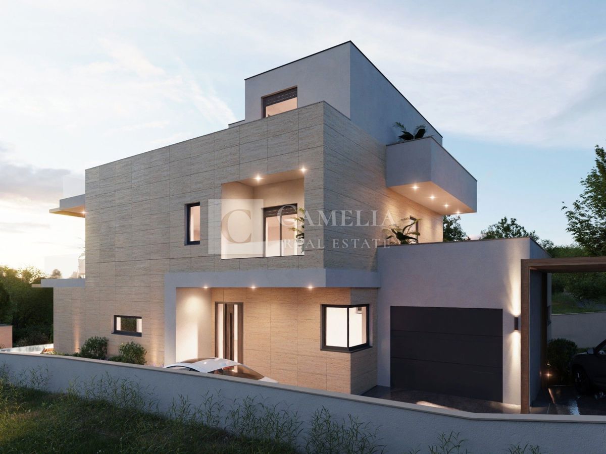 Hiša Rogoznica, 450m2