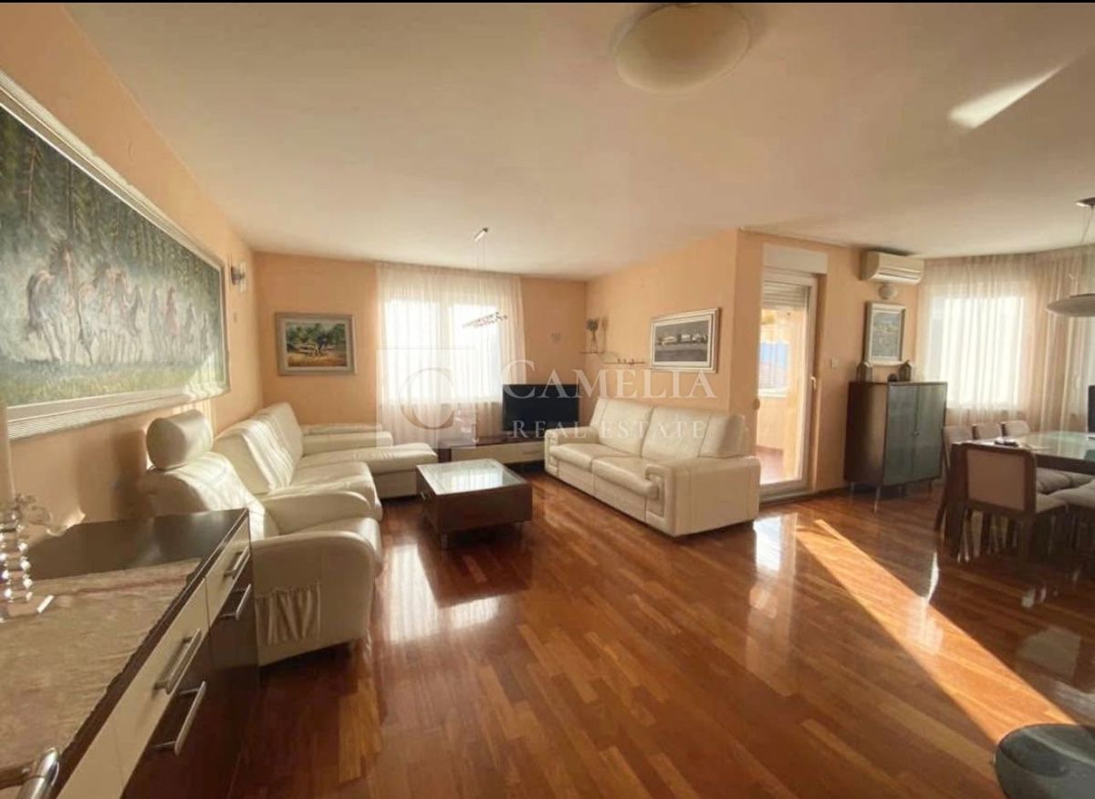 Stanovanje Rešetari, Kastav, 206m2