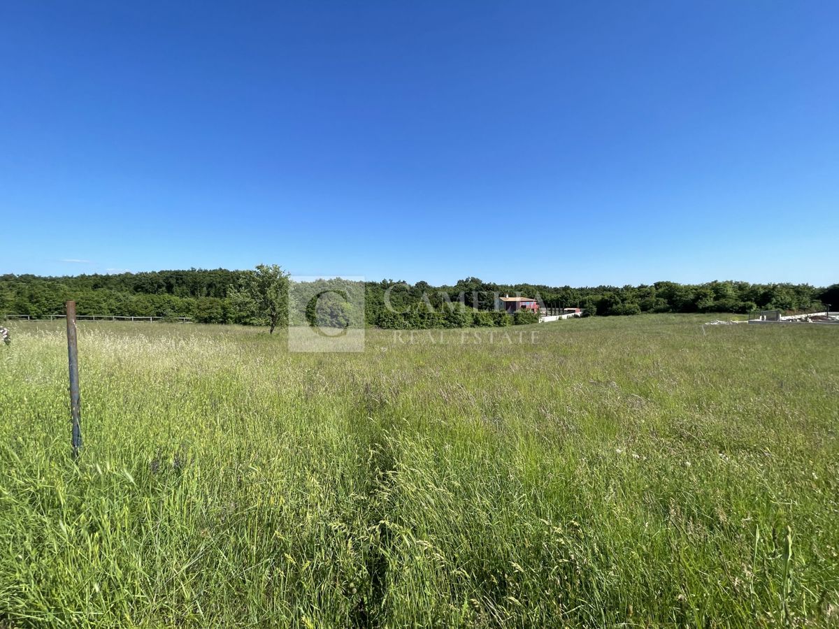 Zemljišče Barat, Kanfanar, 744m2