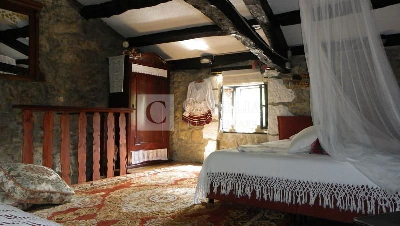 Hiša Ročko Polje, Buzet, 160m2