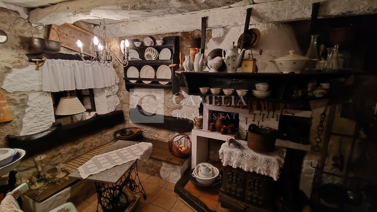 Hiša Ročko Polje, Buzet, 150m2