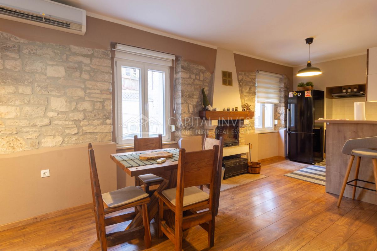 Apartma 50 m od obale, Pula 