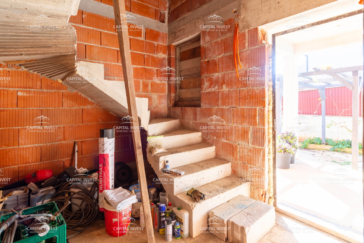 Hiša Pula, okolica, Istra