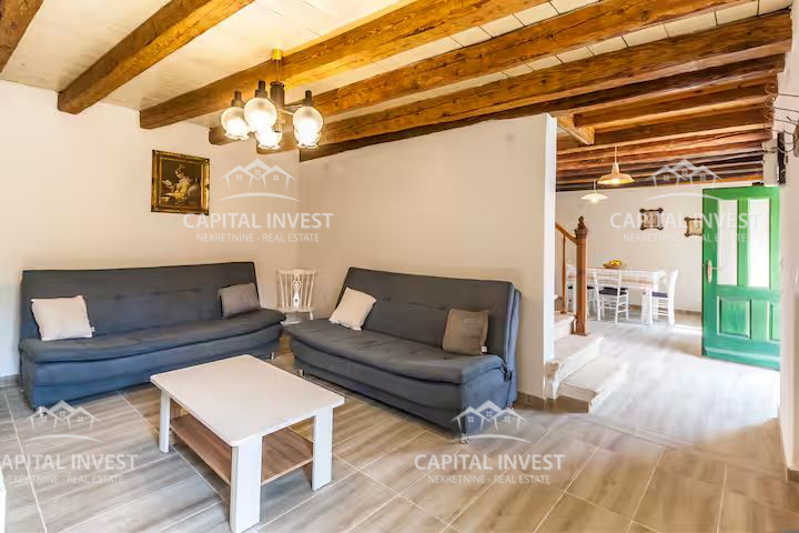 Hiša z vrtom, Marčana, Istra