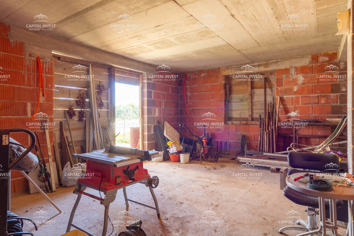 Hiša Pula, okolica, Istra