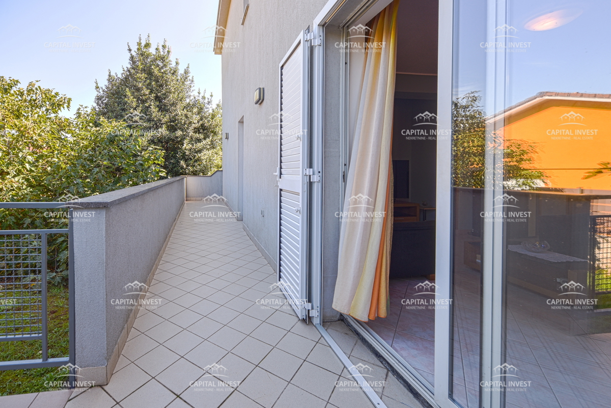 Trosobno stanovanje, garaža, Pula, Istra