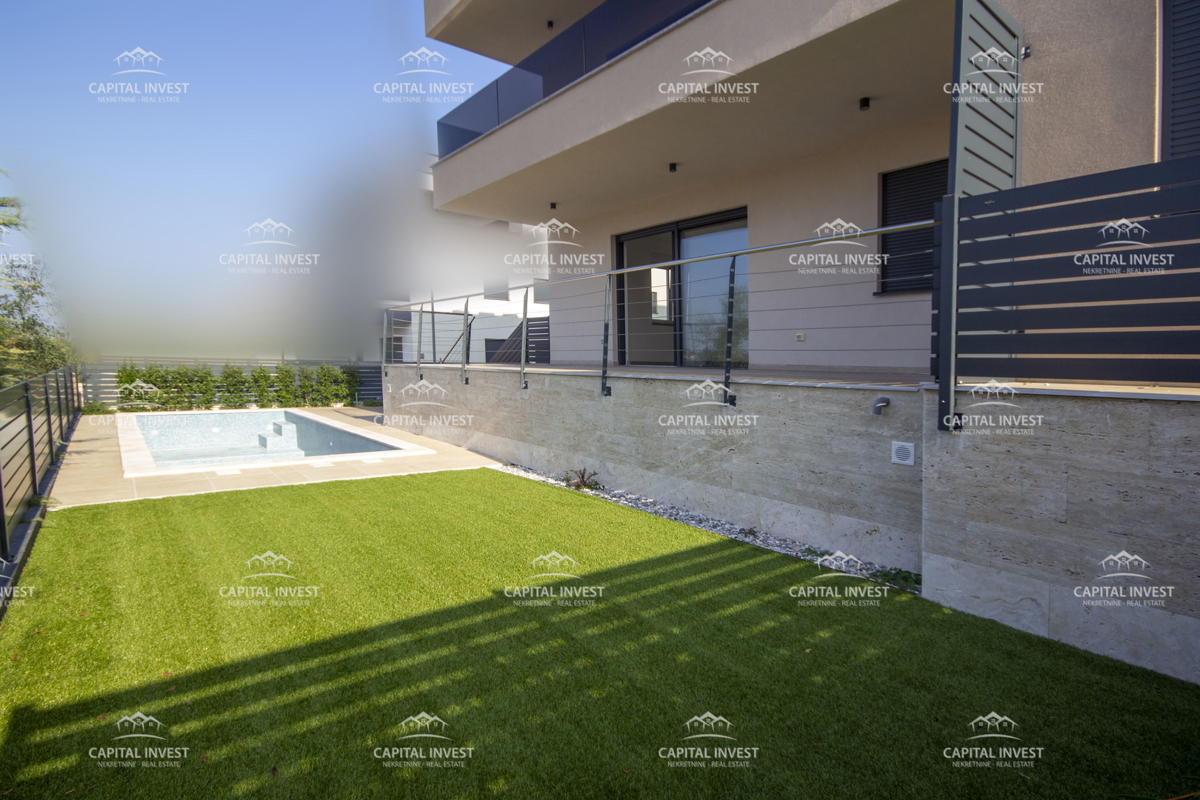 Štirisobno stanovanje s pogledom na morje, Banjole, Istra