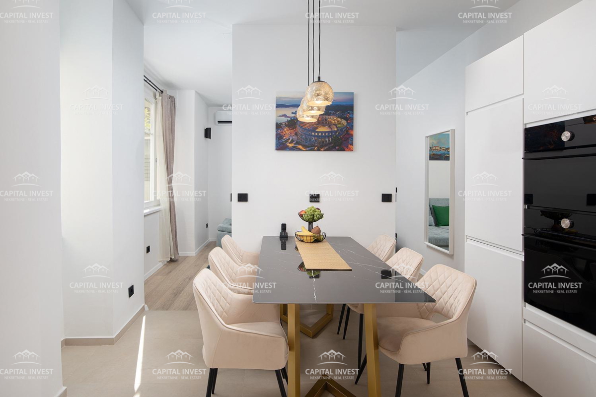 Trosobno stanovanje, Arena, Pula, Istra