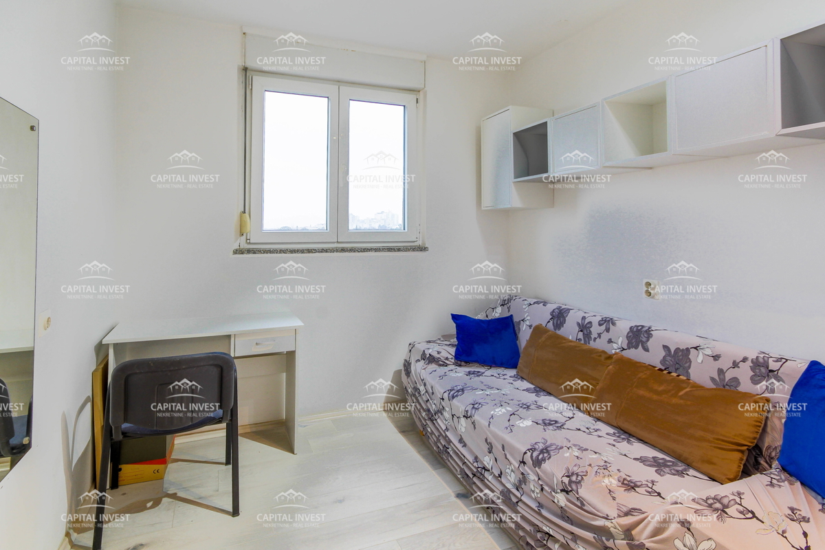 Stanovanje, trisobno, balkon, Pula, Veruda, Istra