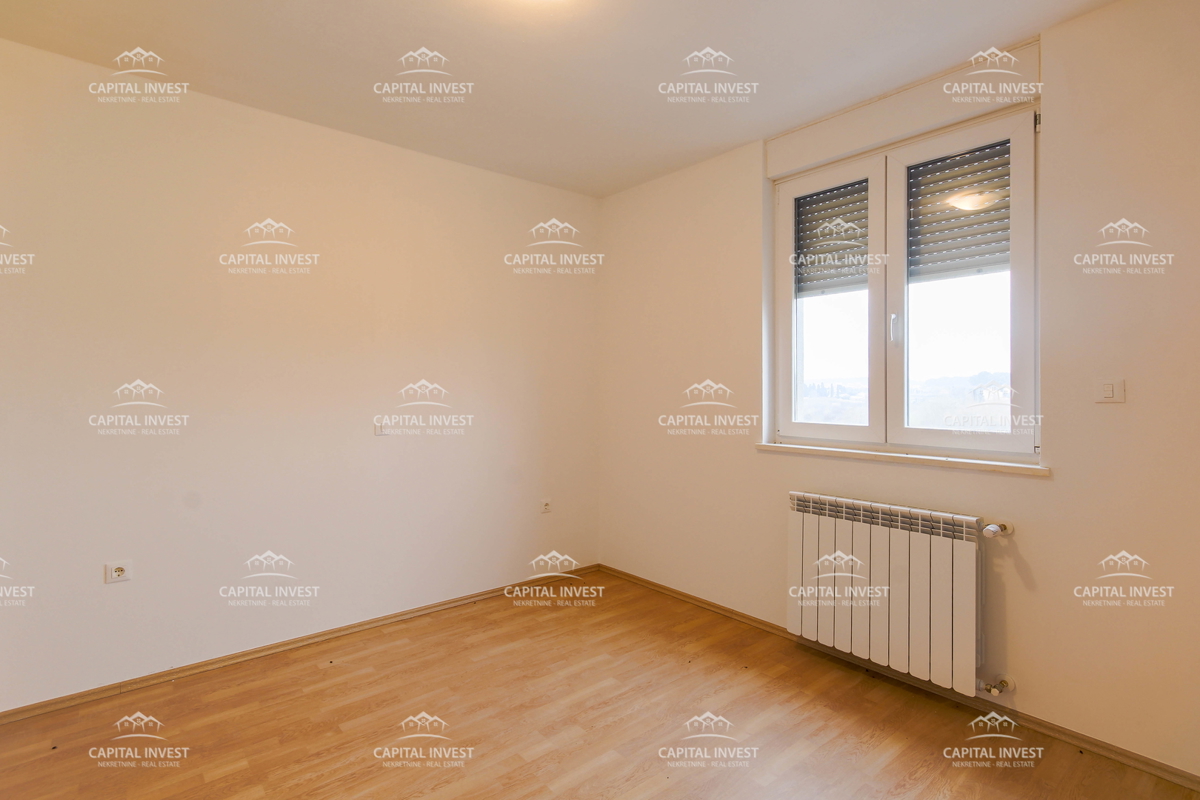 Stanovanje, trisobno, balkon, center, Pula, Istra