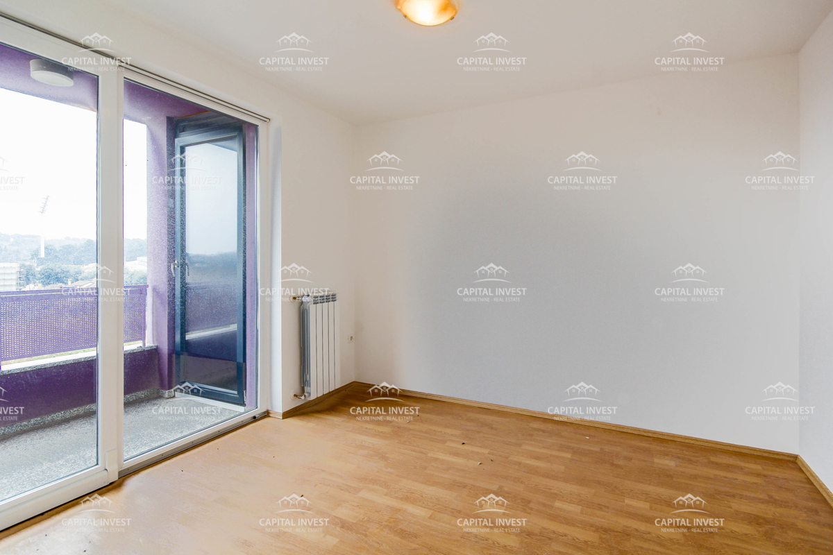 Stanovanje, trisobno, balkon, center, Pula, Istra