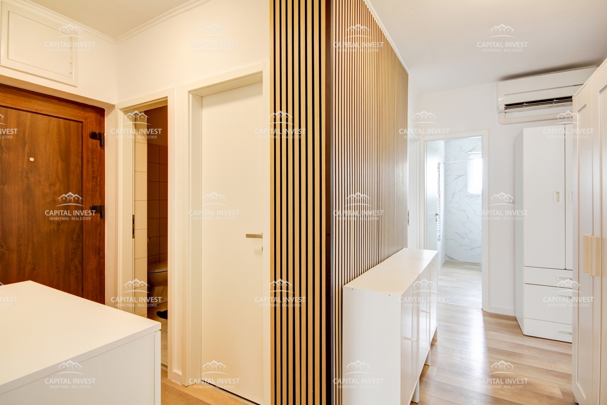 Stanovanje, trisobno, obnovljeno, parkirišče, Pula, Istra