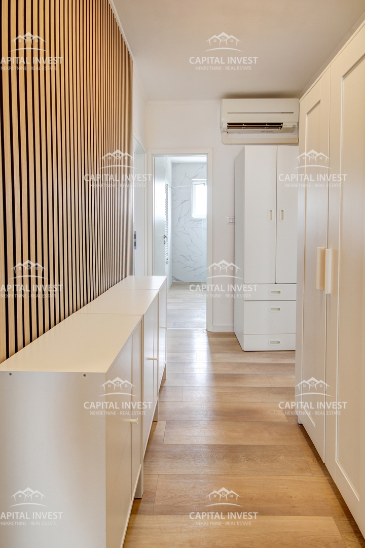 Stanovanje, trisobno, obnovljeno, parkirišče, Pula, Istra