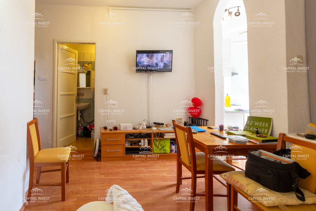 Stan, 100 m od Arene, Pula