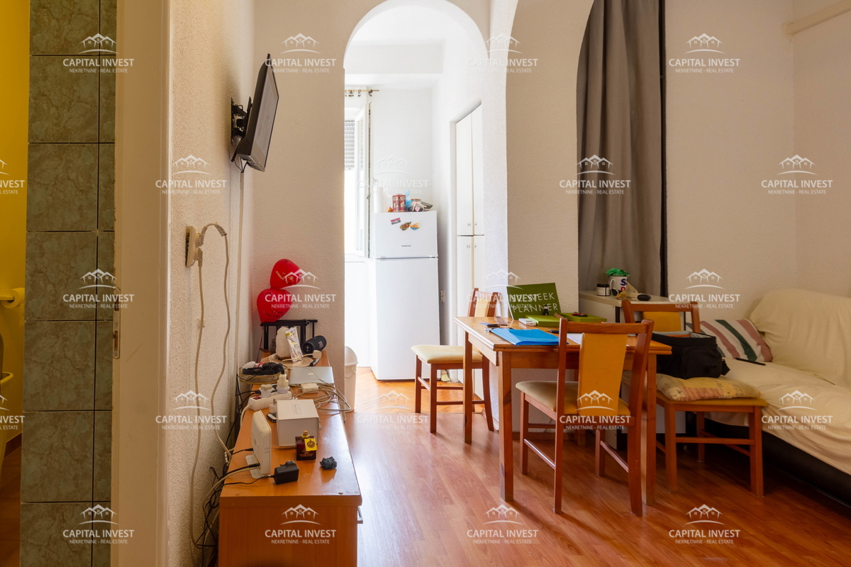 Stan, 100 m od Arene, Pula