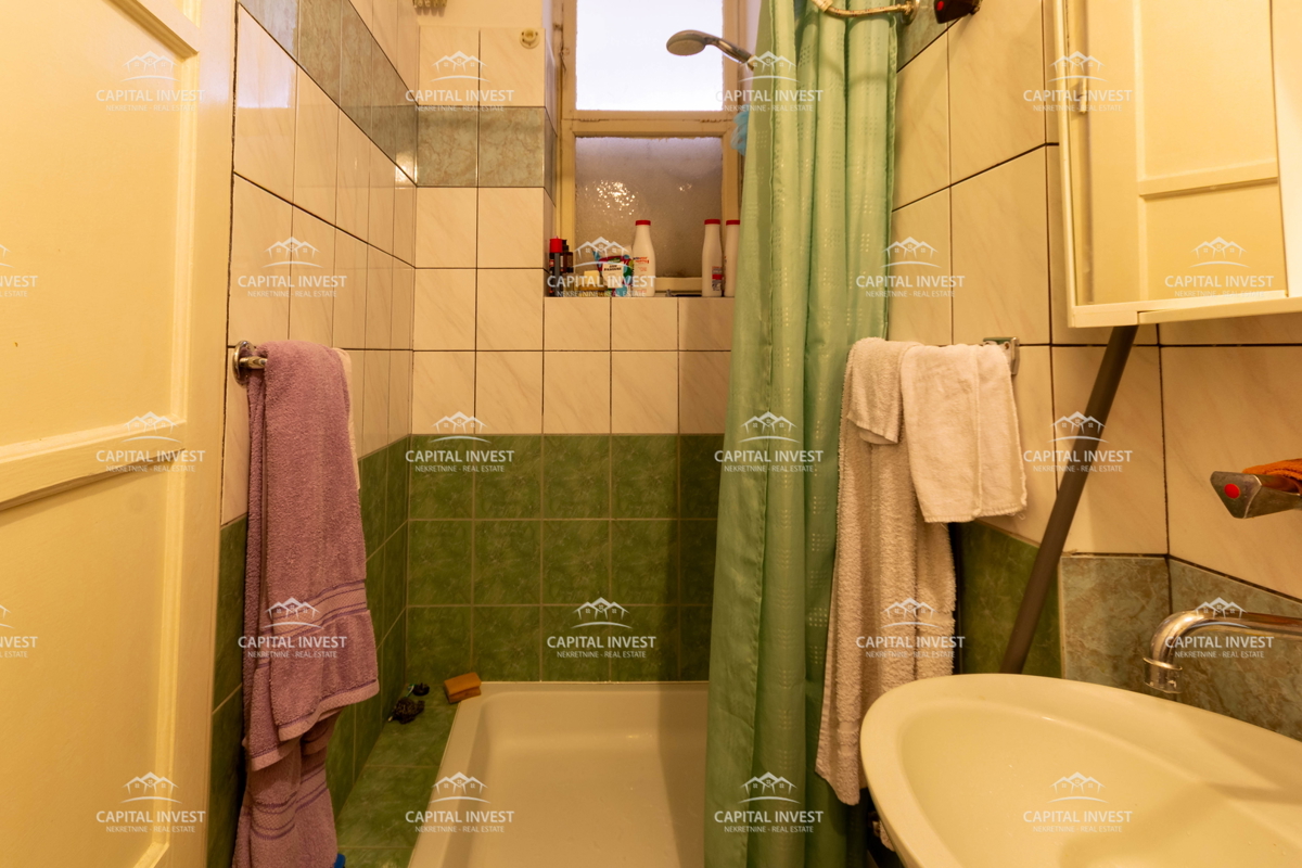 Stan, 100 m od Arene, Pula