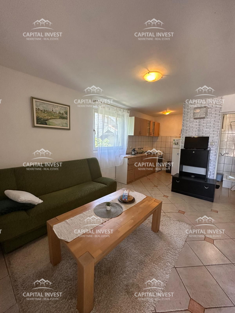 Trosobna vikendica, Marčana, Kavran  
Tri-sobna vikend hiša, Marčana, Kavran