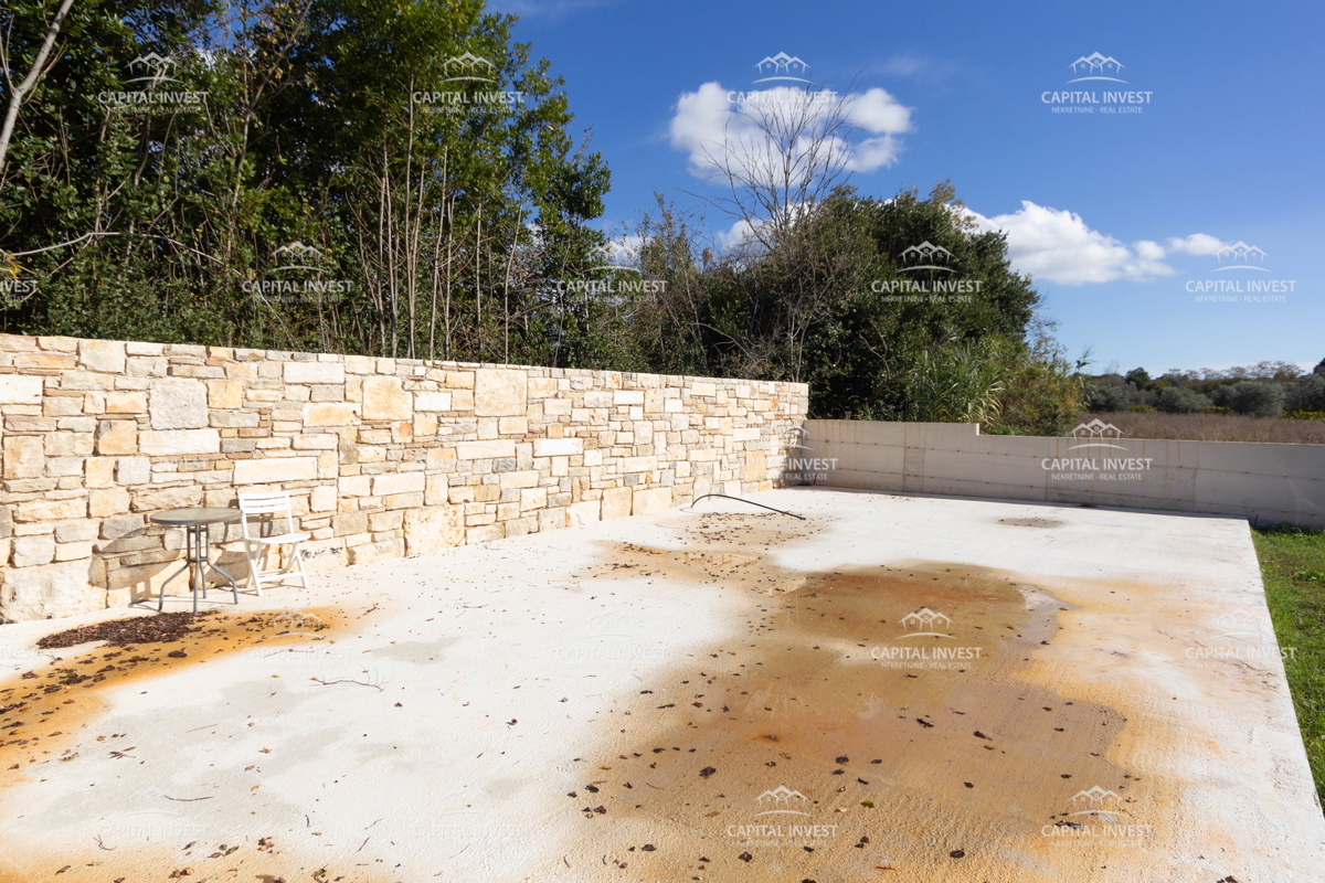 Kmetijsko zemljišče, ograjeno, Pula, Istra