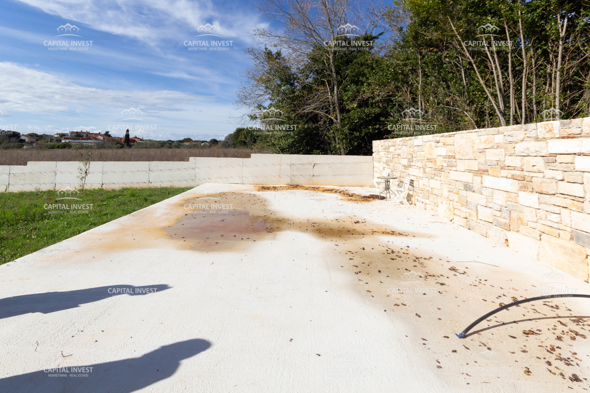 Kmetijsko zemljišče, ograjeno, Pula, Istra