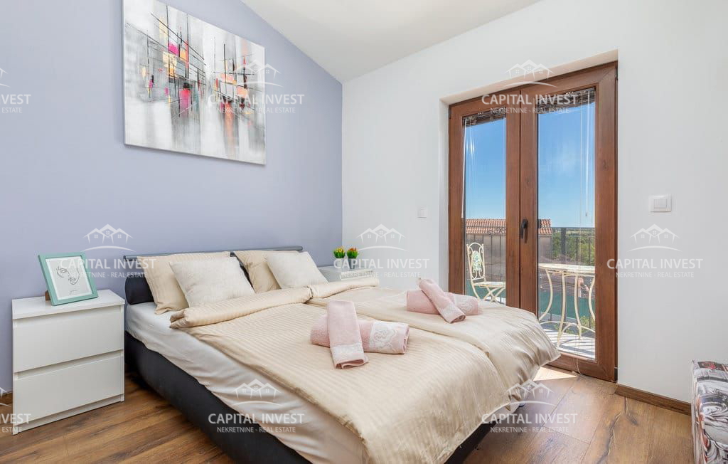 Hiša s bazenom, Ližnjan, Istra