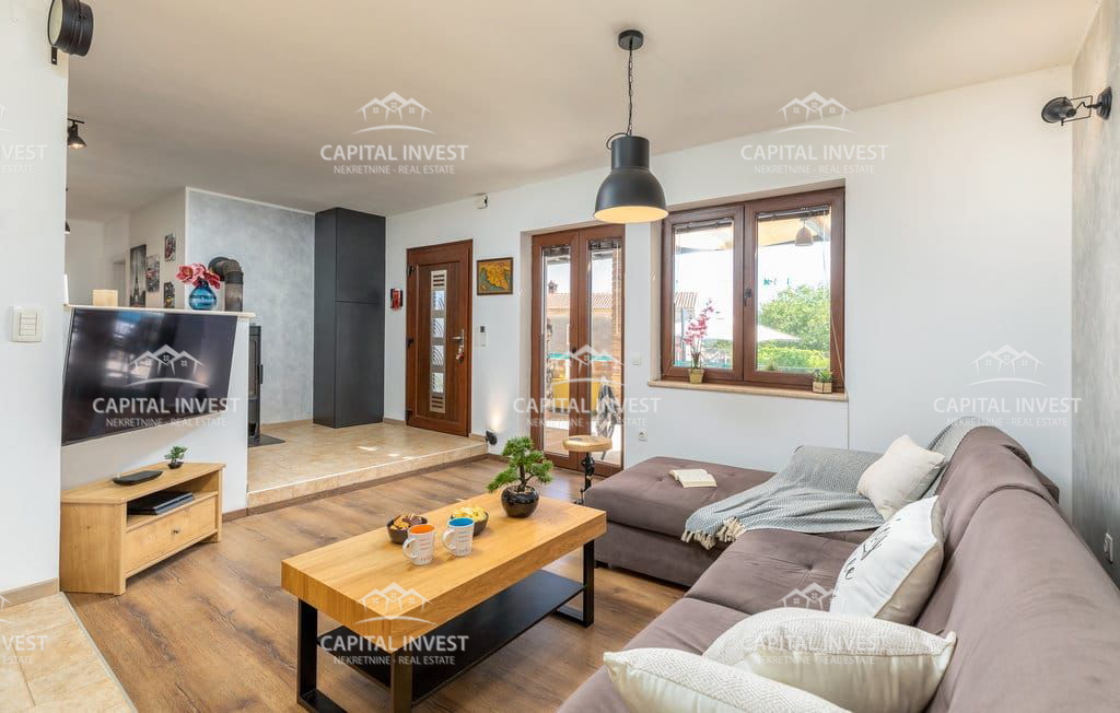 Hiša s bazenom, Ližnjan, Istra