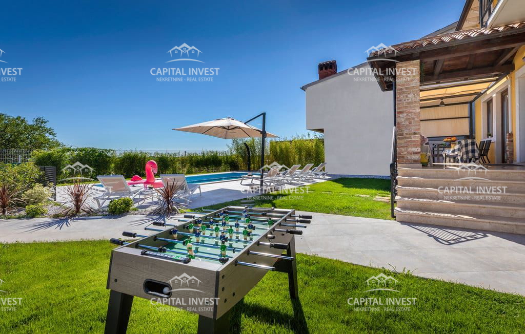 Hiša s bazenom, Ližnjan, Istra