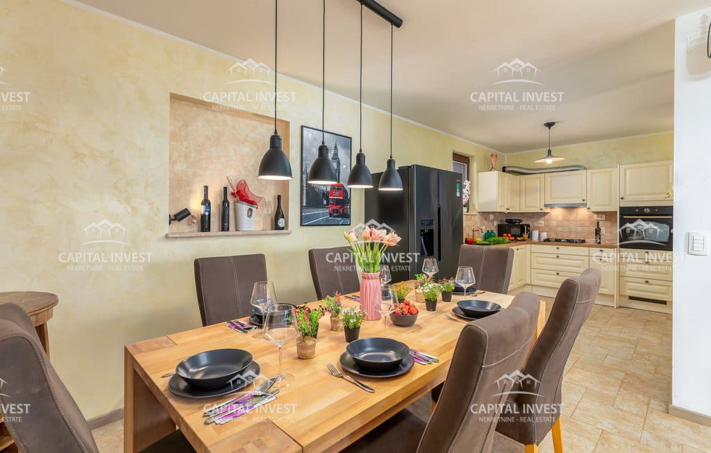 Hiša s bazenom, Ližnjan, Istra