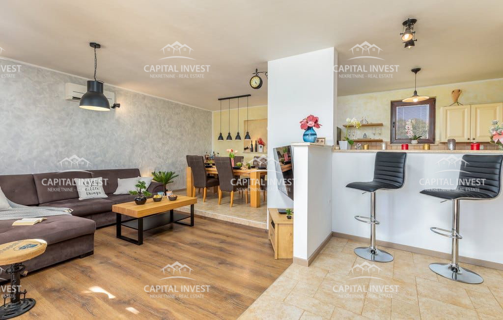 Hiša s bazenom, Ližnjan, Istra