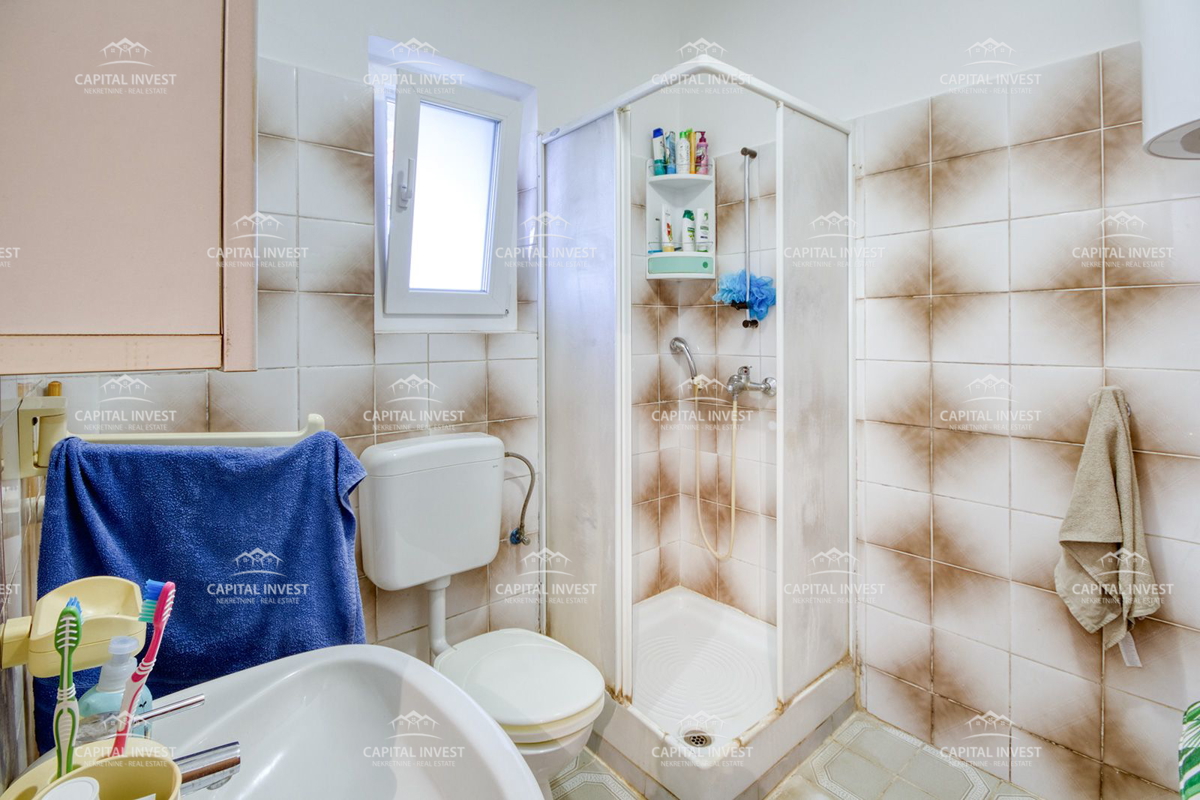 Hiša, terasa, garaža, Pula, Istra