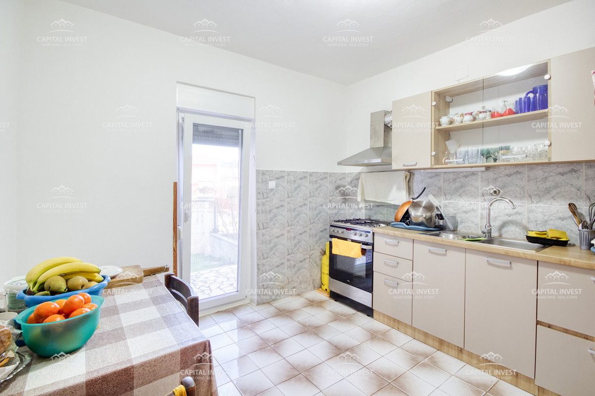 Hiša, terasa, garaža, Pula, Istra