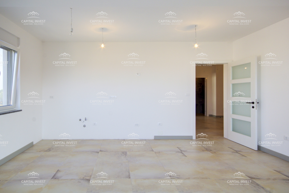 Štirisobno stanovanje s pogledom na morje, Banjole, Istra