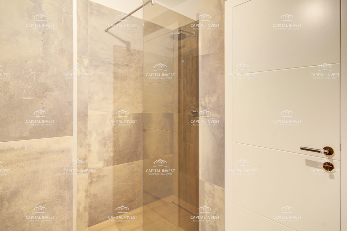 Štirisobno stanovanje s pogledom na morje, Banjole, Istra