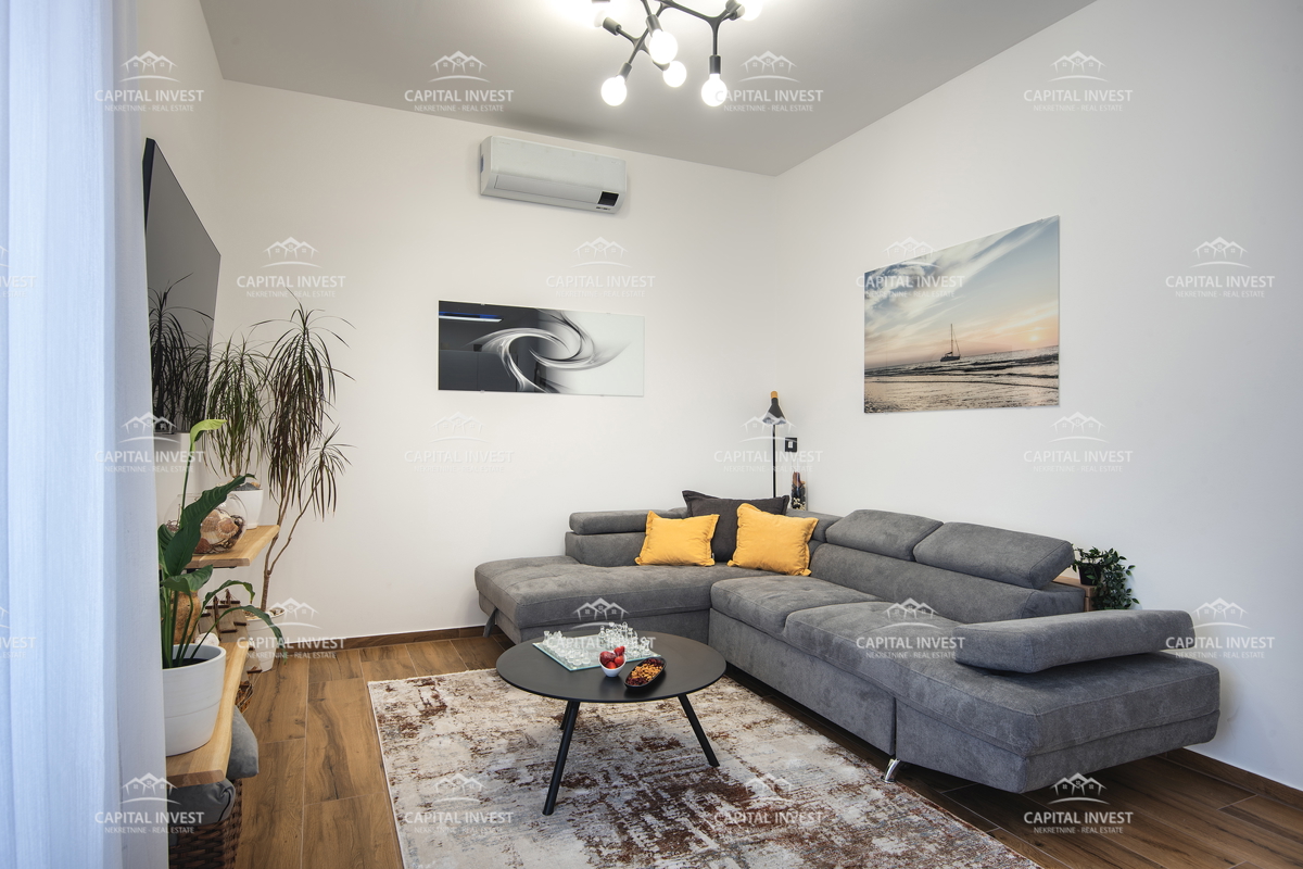 Stanovanje, trisobno, Center, Pula, Istra