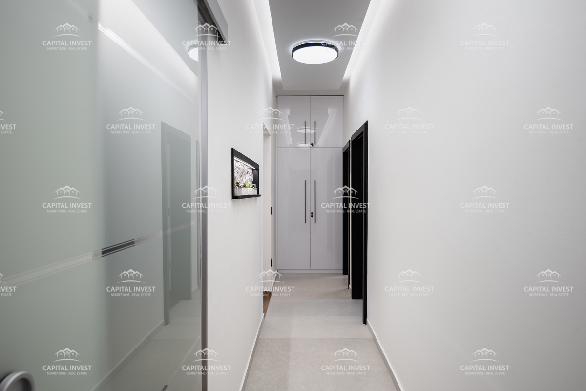 Stanovanje, trisobno, Center, Pula, Istra